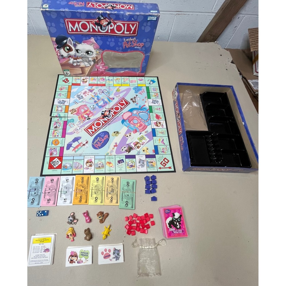 Monopoly Littlest Pet Shop Edition Board Game Parker Brothers 2007 trading cards